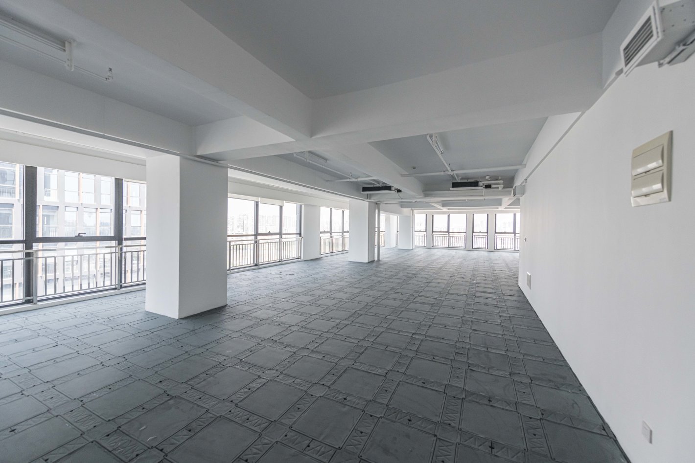 H88越虹广场313平米办公室出租_4.50元/m²/天