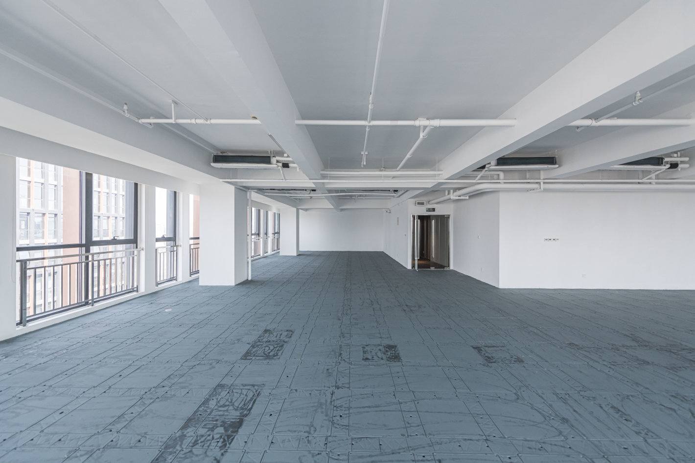 H88越虹广场351平米办公室出租_4.40元/m²/天