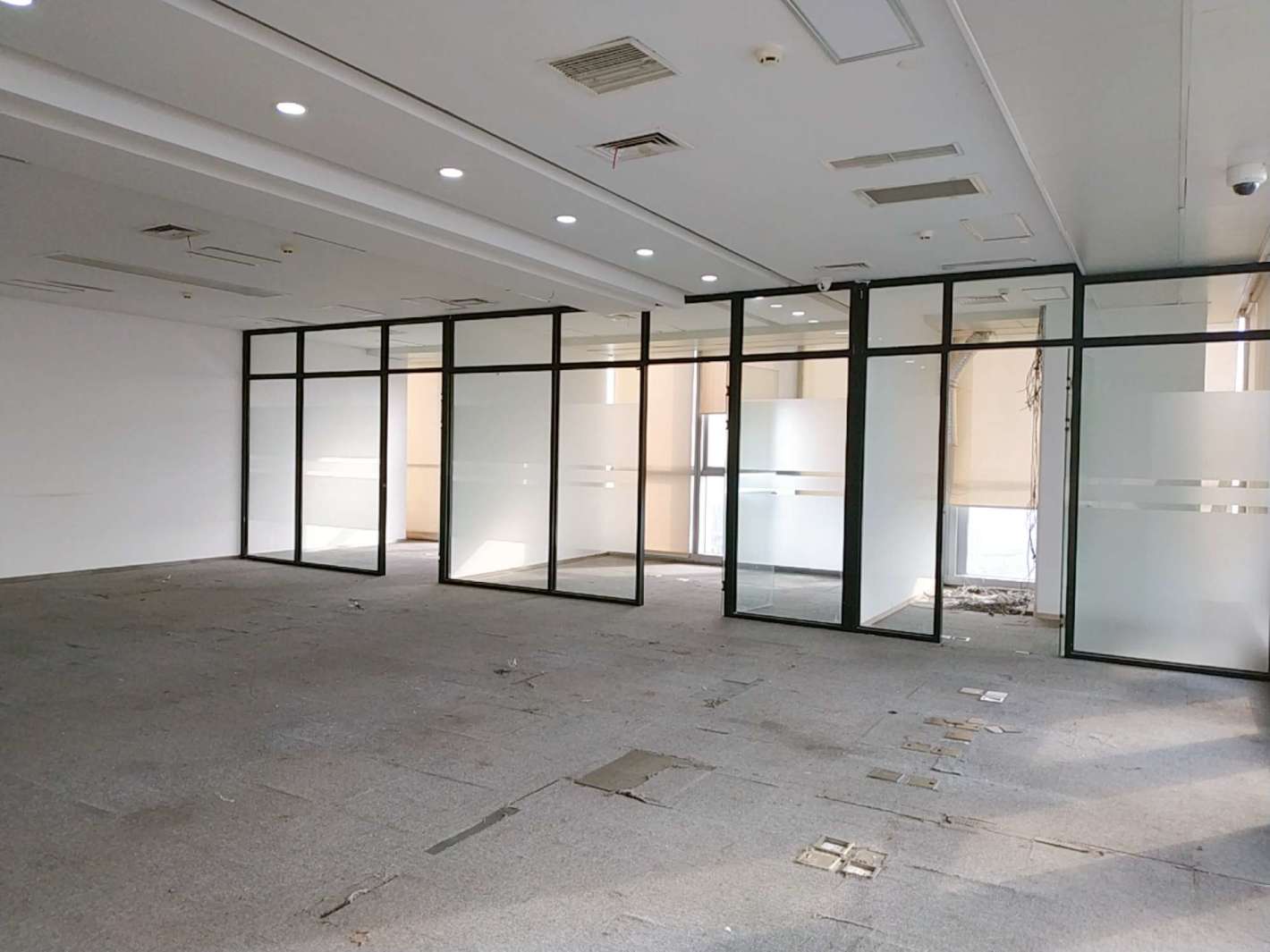 长城大厦291平米办公室出租_4.10元/m²/天
