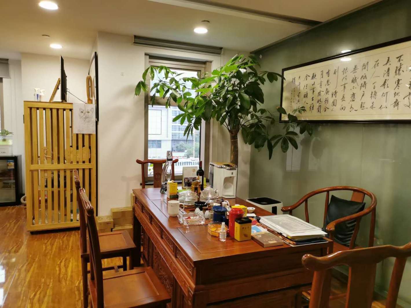 华敏翰尊国际长宁 华敏翰尊国际 400平米 中等装修