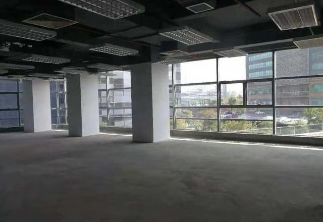 市北高新科技园区309平米办公室出租_3.20元/m²/天