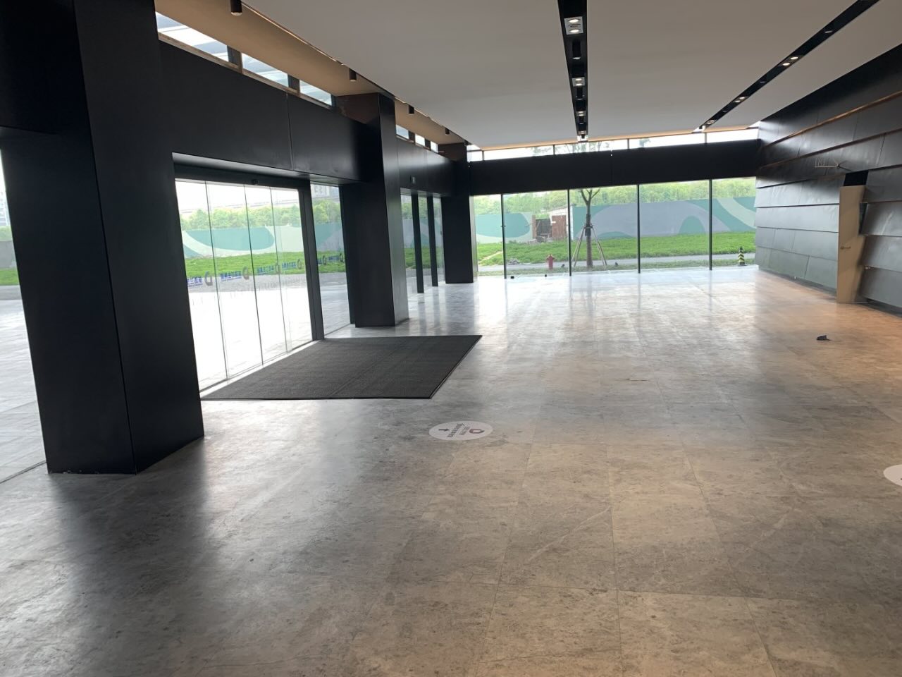 虹桥国际展汇长宁 虹桥国际展汇 901平米 毛坯