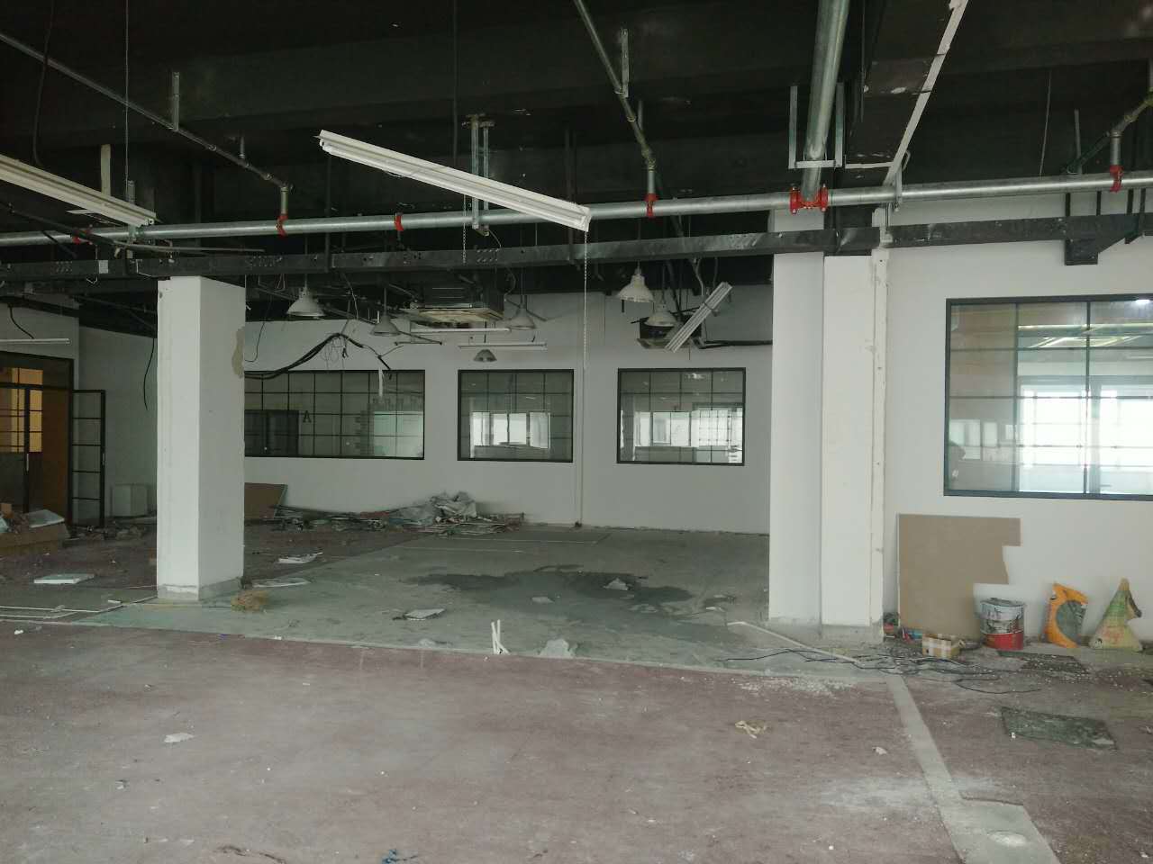 幸福里·谊园（艾慕嘉·谊园）徐汇 幸福里·谊园（艾慕嘉·谊园） 156平米 毛坯