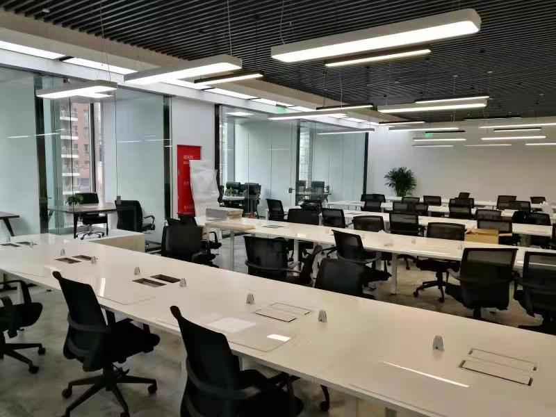 中国人寿金融中心浦东 中国人寿金融中心 598平米 中等装修