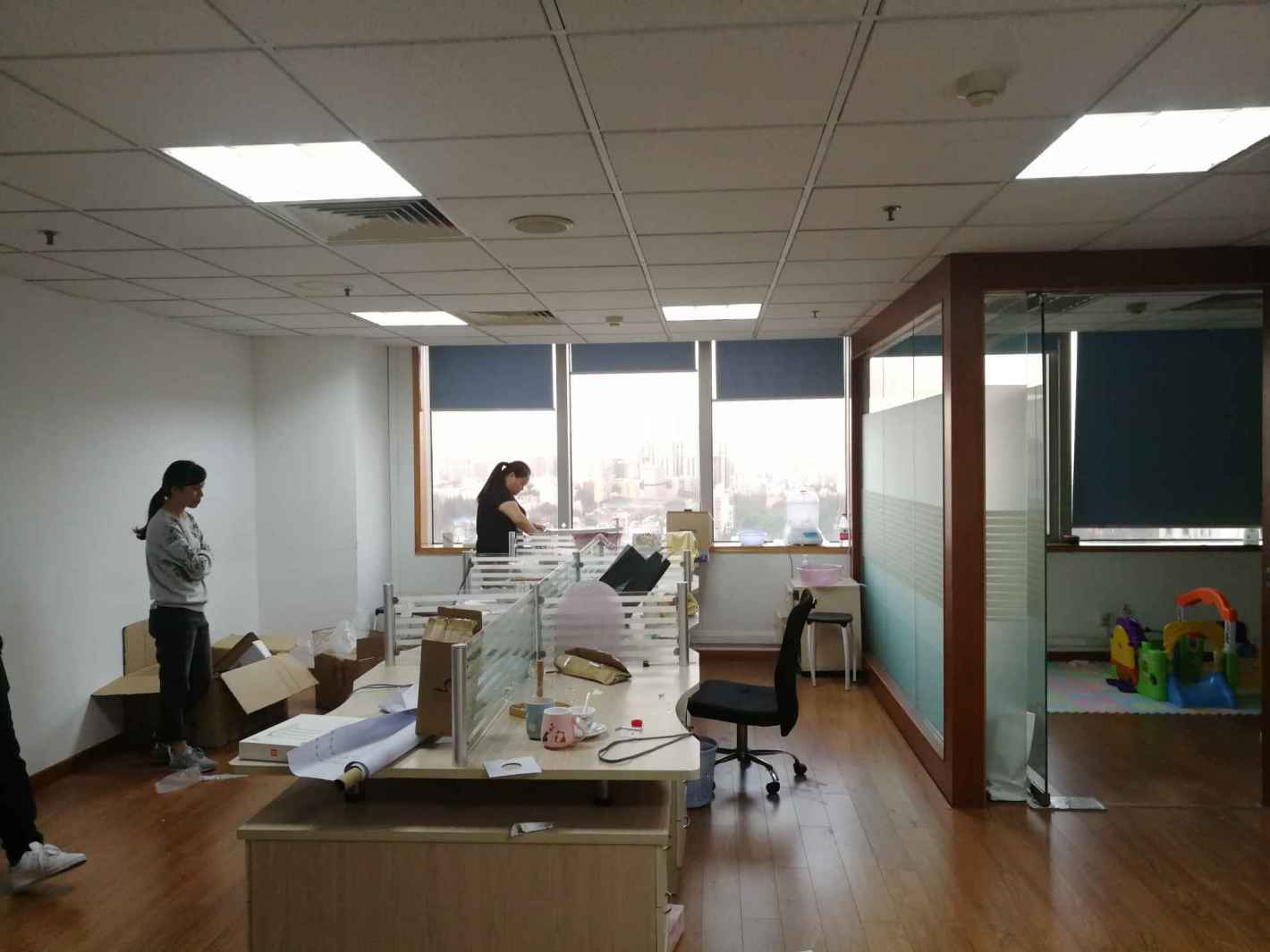明申商务广场徐汇 明申商务广场 110平米 精装修