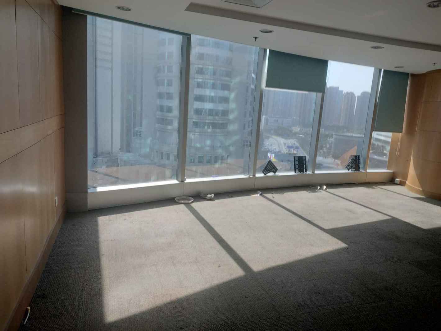 上海招商局大厦浦东 上海招商局大厦 80平米 中等装修