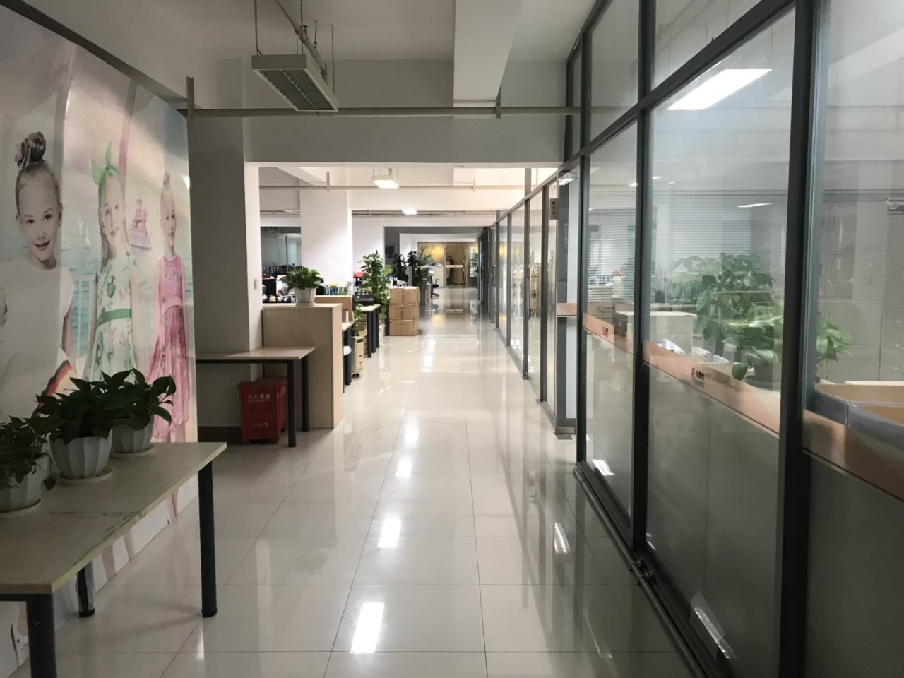 现代交通商务区新静安（闸北） 现代交通商务区 800平米 精装修