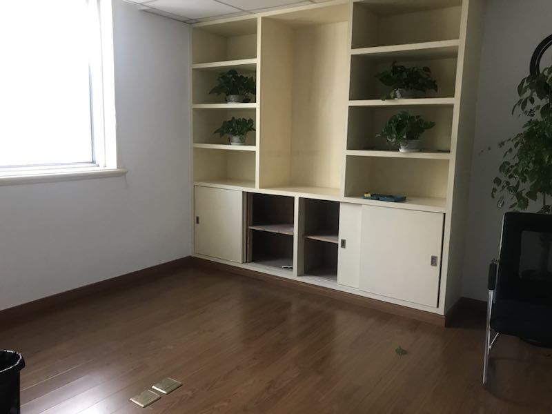 南开大厦685平米办公室出租_3.00元/m²/天