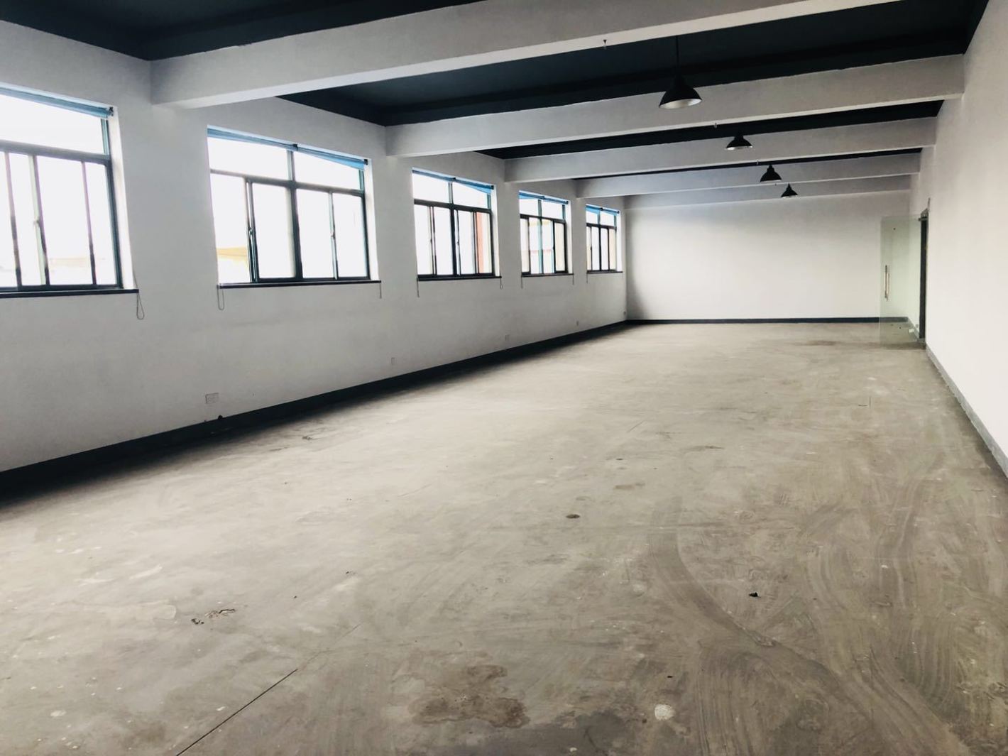 江场一路60号新静安（闸北） 江场一路60号 300平米 简装修