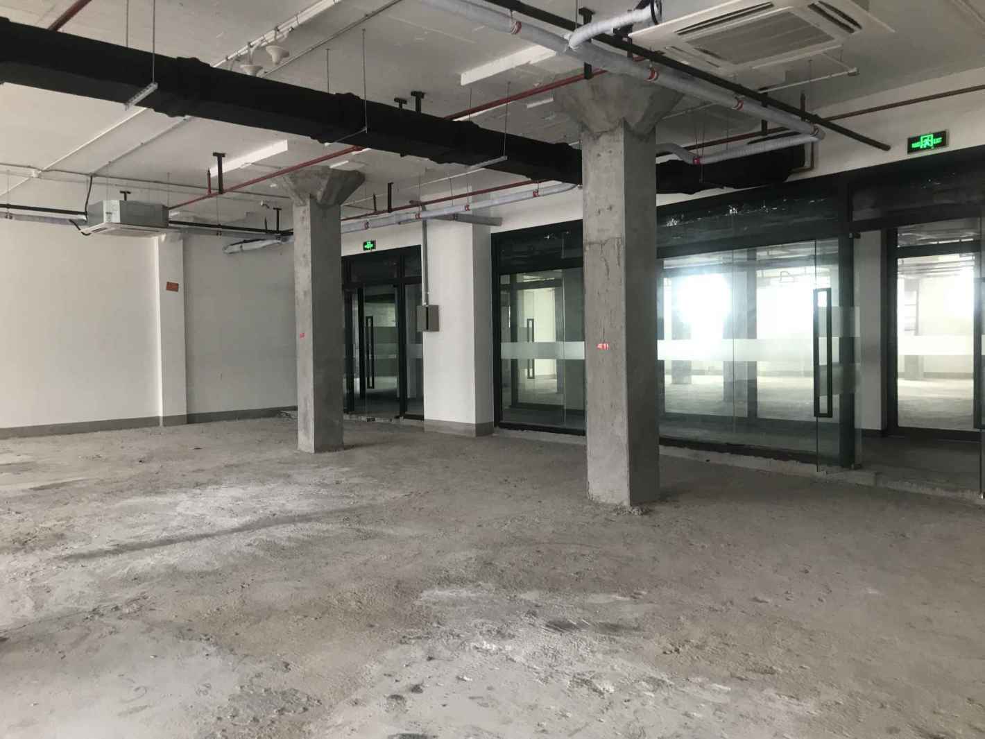 百空间四行仓库582平米办公室出租_4.60元/m²/天