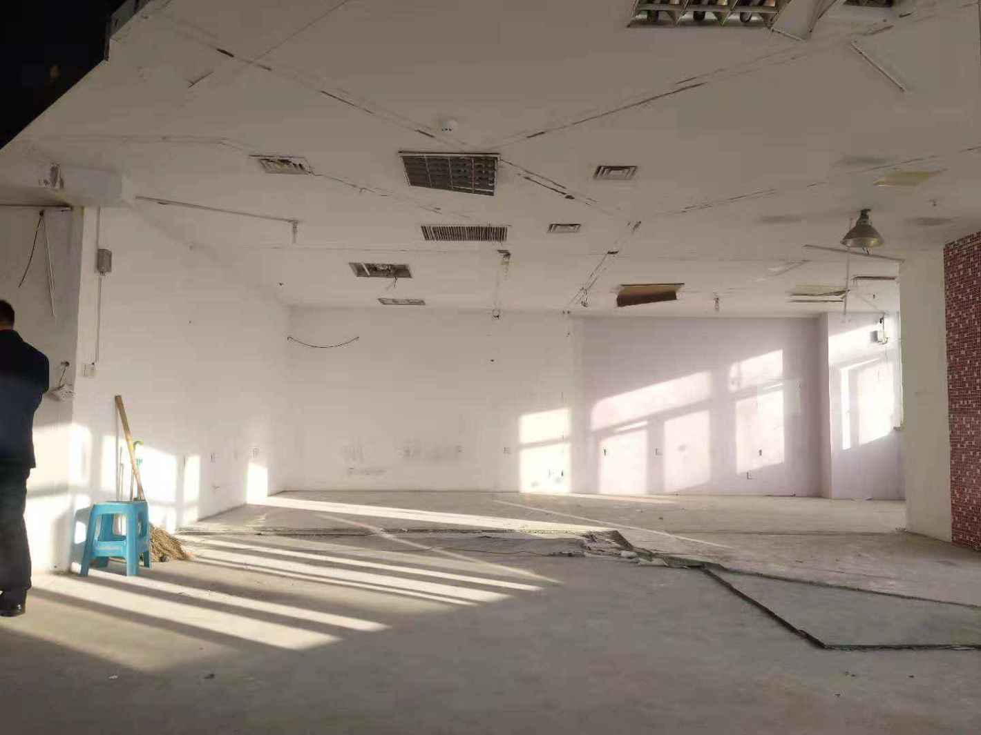 共和大厦新静安（闸北） 共和大厦 180平米 精装修