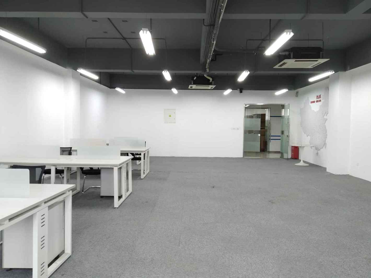 麦腾创业天地普陀 麦腾创业天地 334平米 简装修