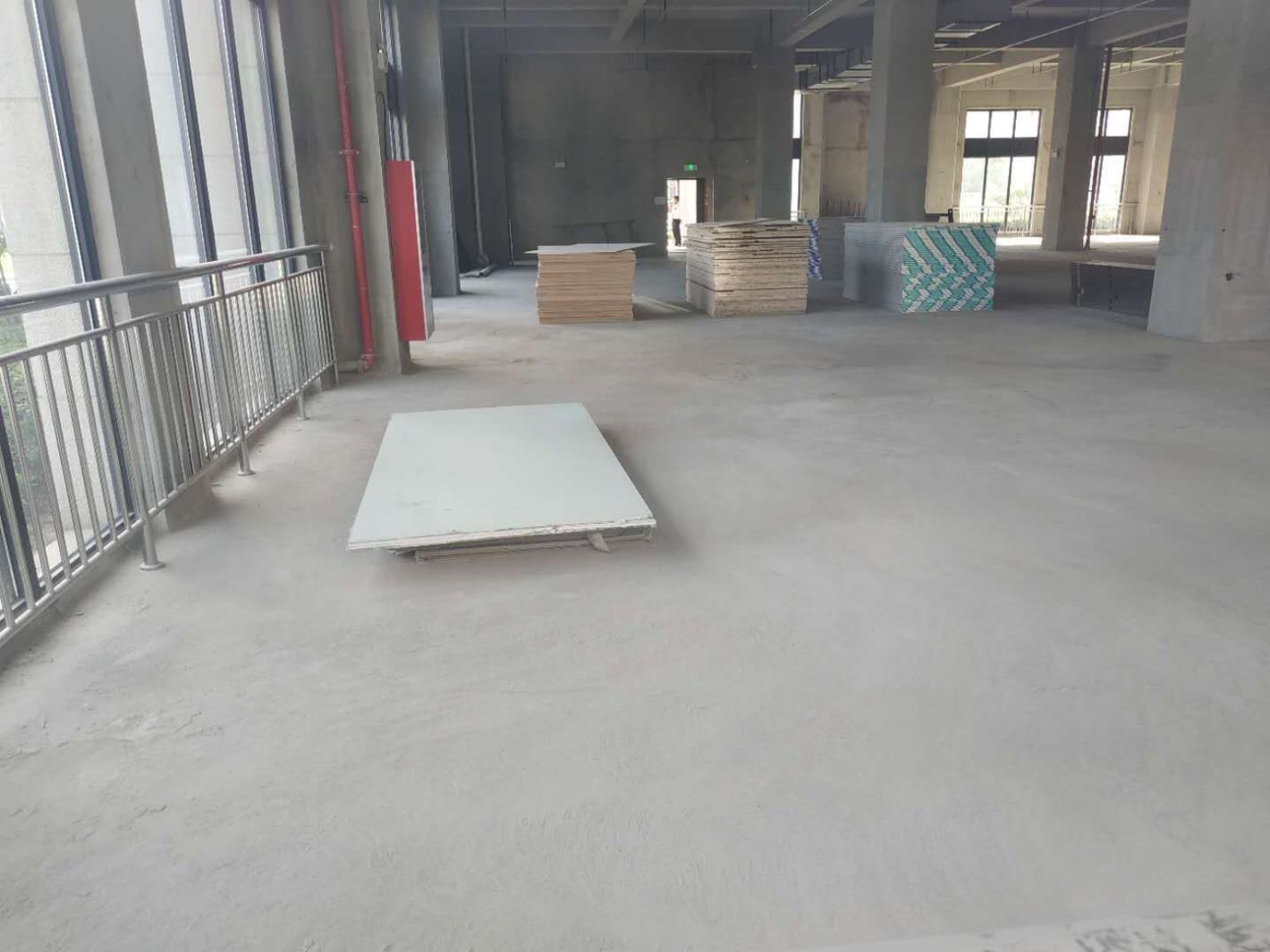新意城闵行 新意城 462平米 简装修