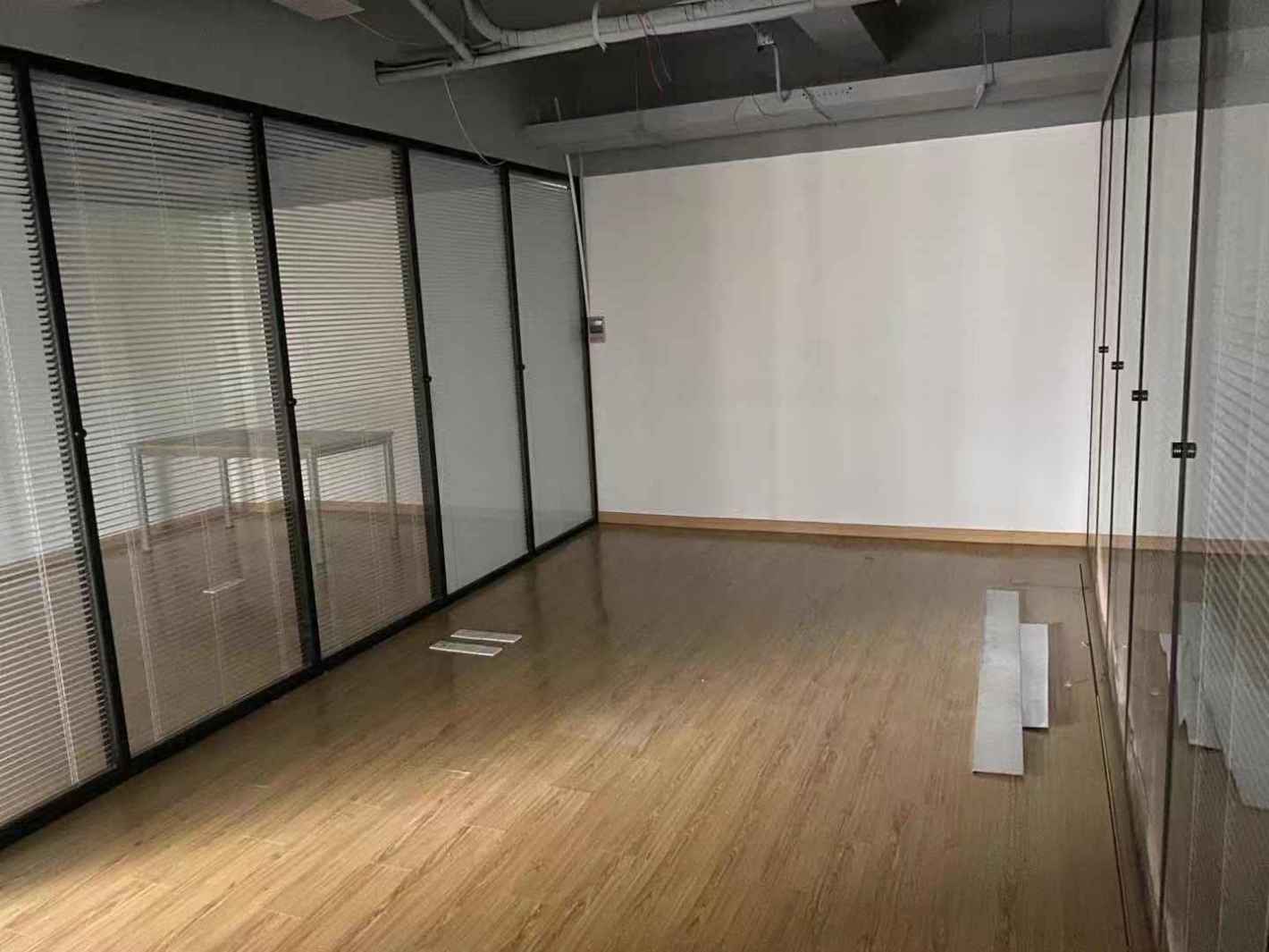 莹辉照明普陀 莹辉照明 470平米 中等装修