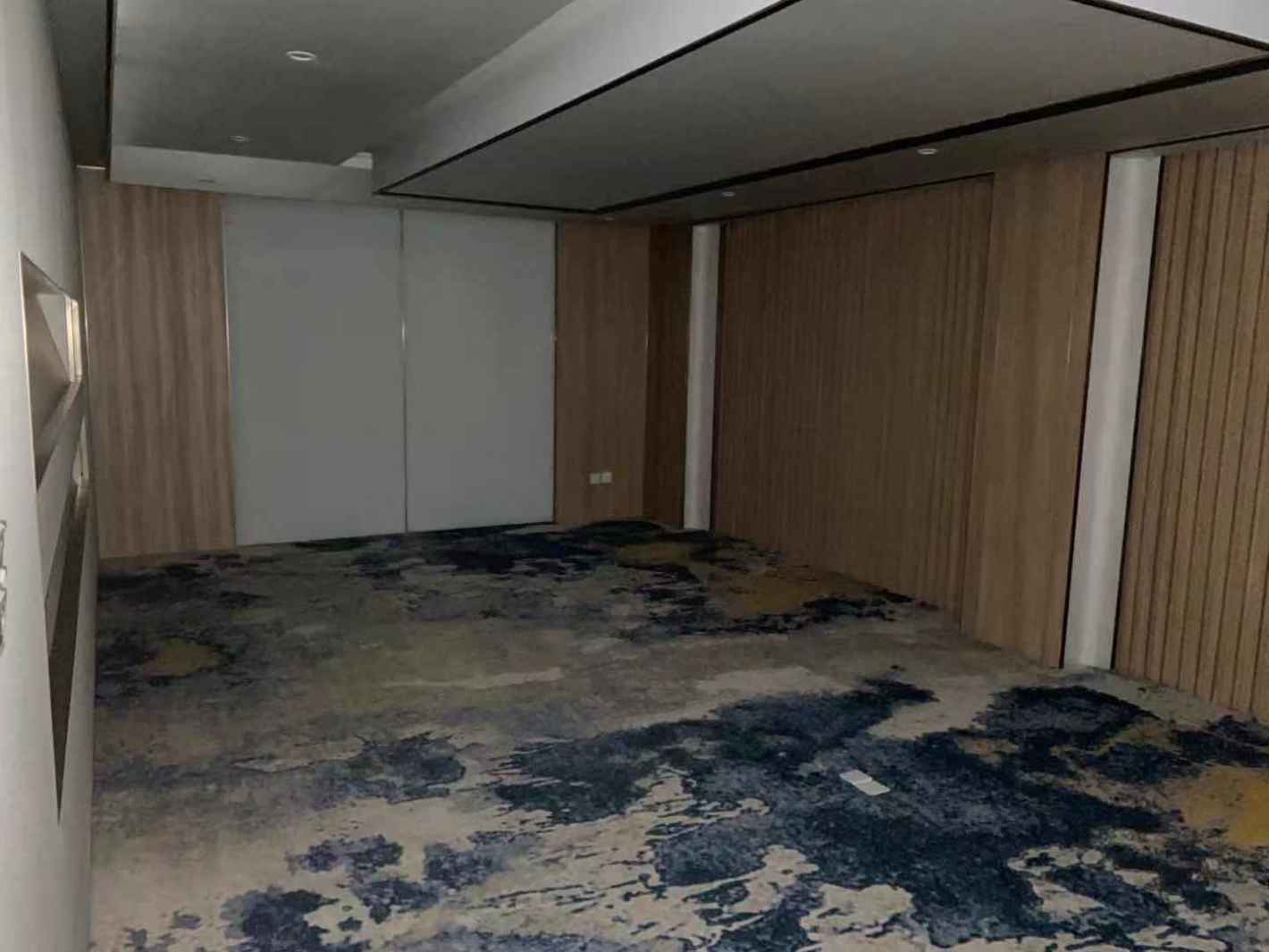 莹辉照明普陀 莹辉照明 470平米 中等装修