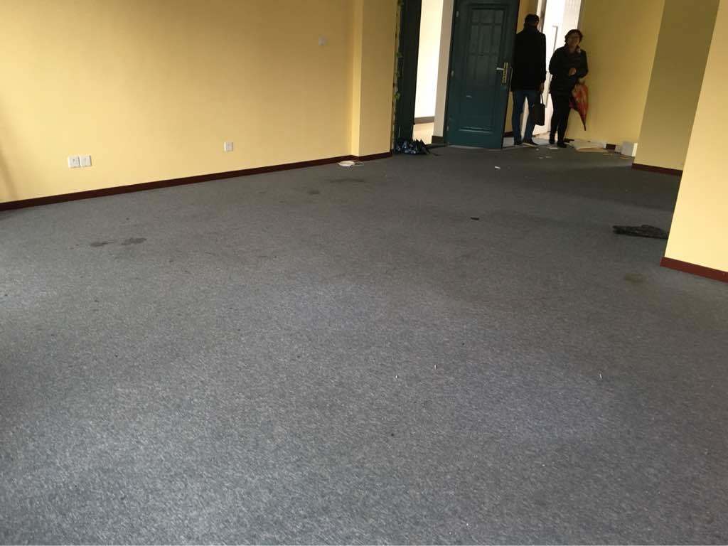 新虹口市政商务楼500平米办公室出租_3.20元/m²/天