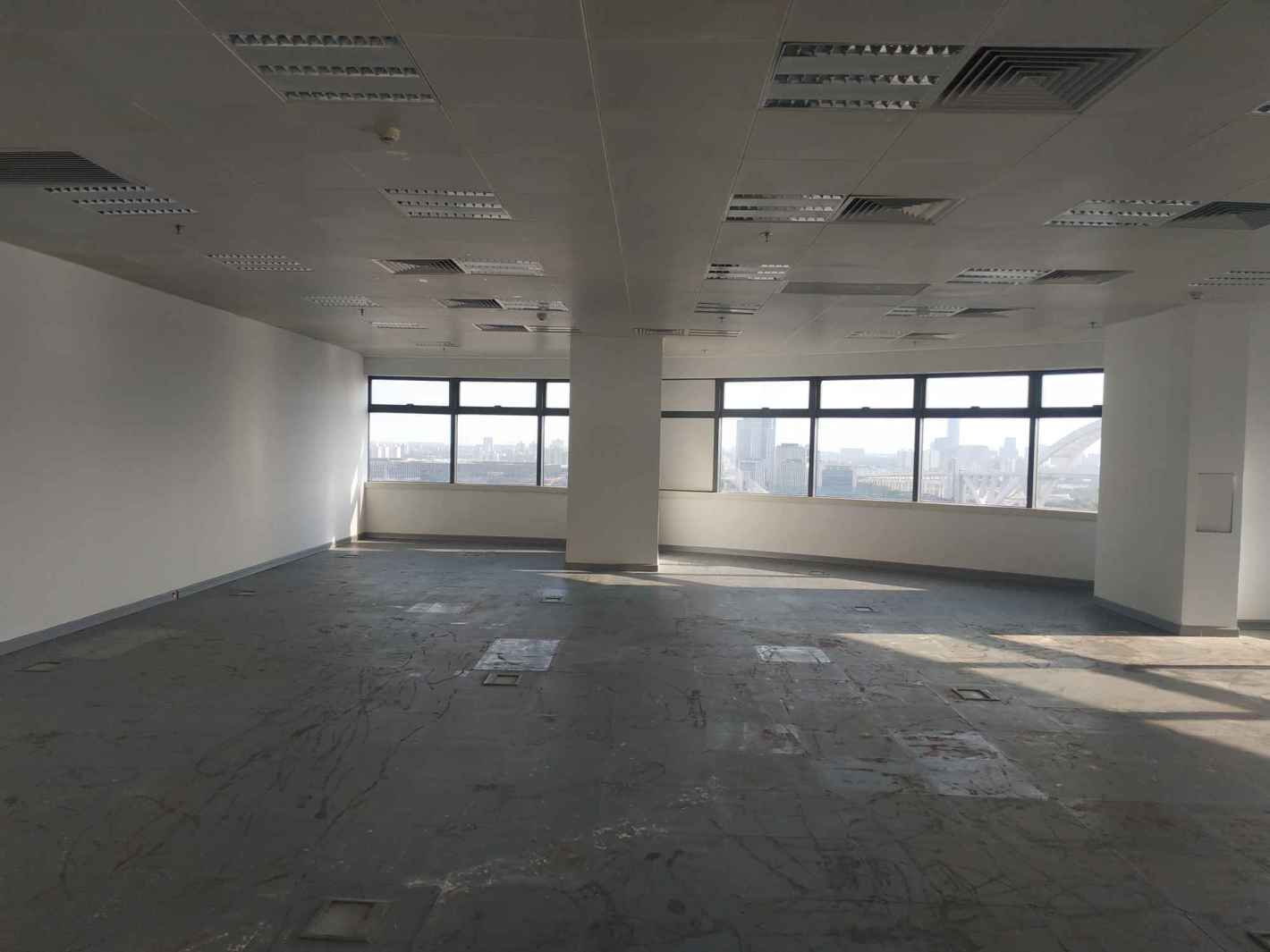 丰盛创建大厦黄浦 丰盛创建大厦 346平米 简装修