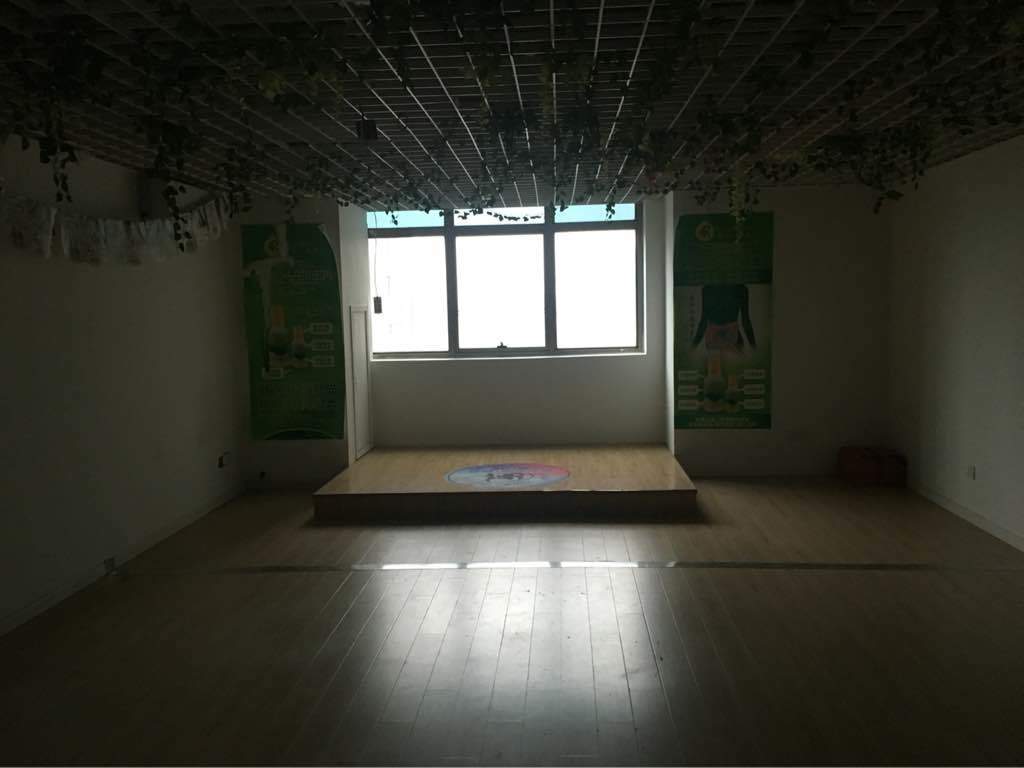 介合大厦300平米办公室出租_3.20元/m²/天