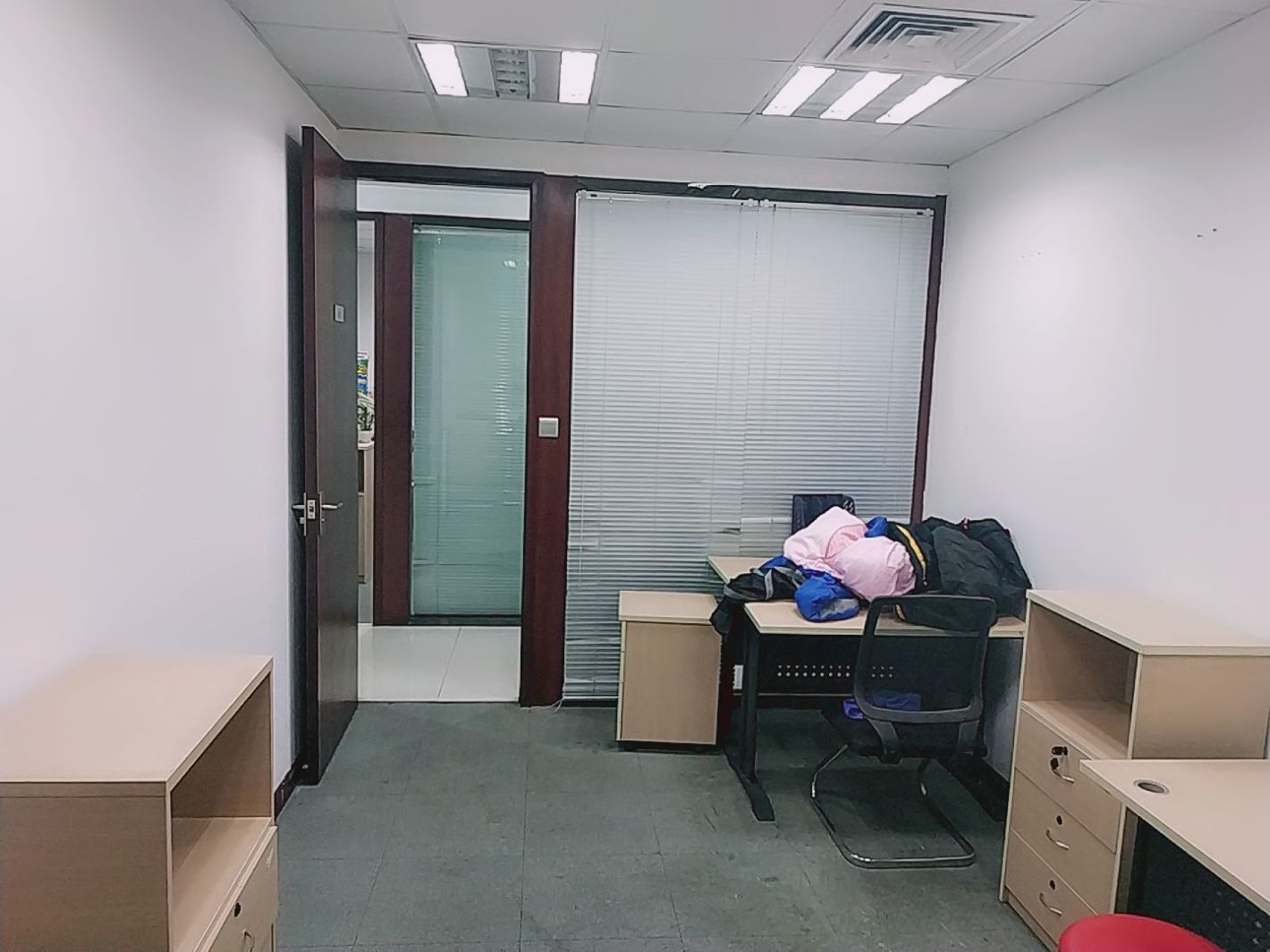 新慧谷科技园新静安（闸北） 新慧谷科技园 25平米 简装修
