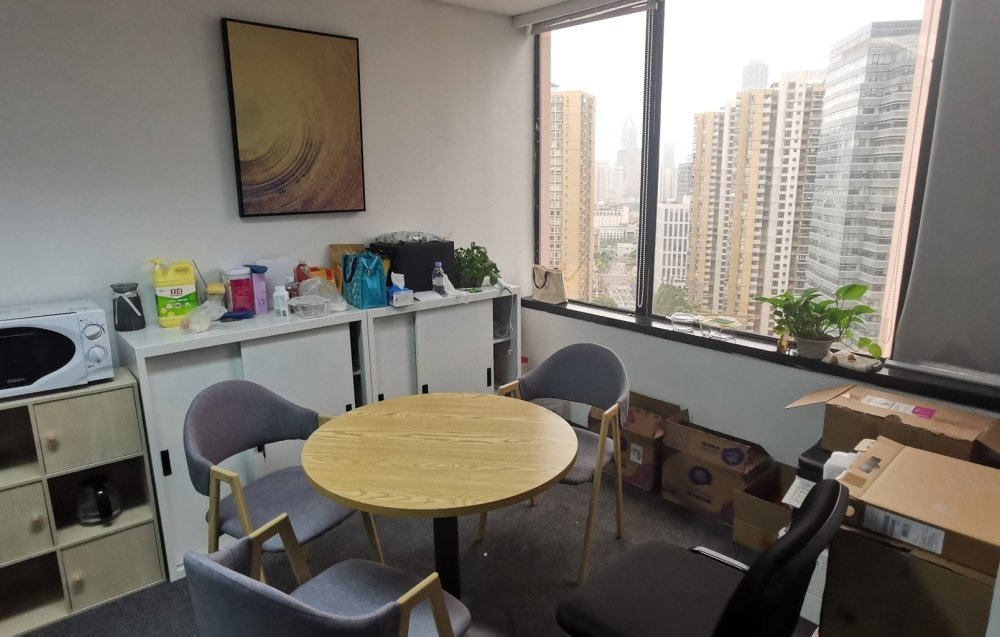 嘉里企业中心(嘉里不夜城三期)新静安（闸北） 嘉里企业中心(嘉里不夜城三期) 110平米 简装修