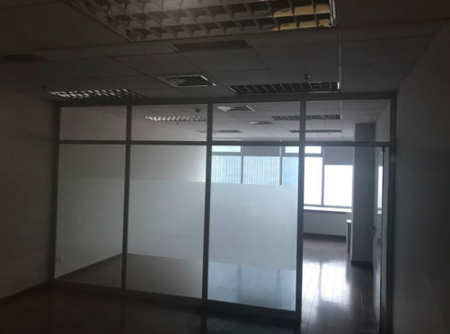 嘉里企业中心(嘉里不夜城三期)新静安（闸北） 嘉里企业中心(嘉里不夜城三期) 132平米 中等装修