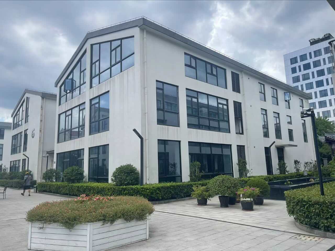 漕河泾牌楼智谷科技园