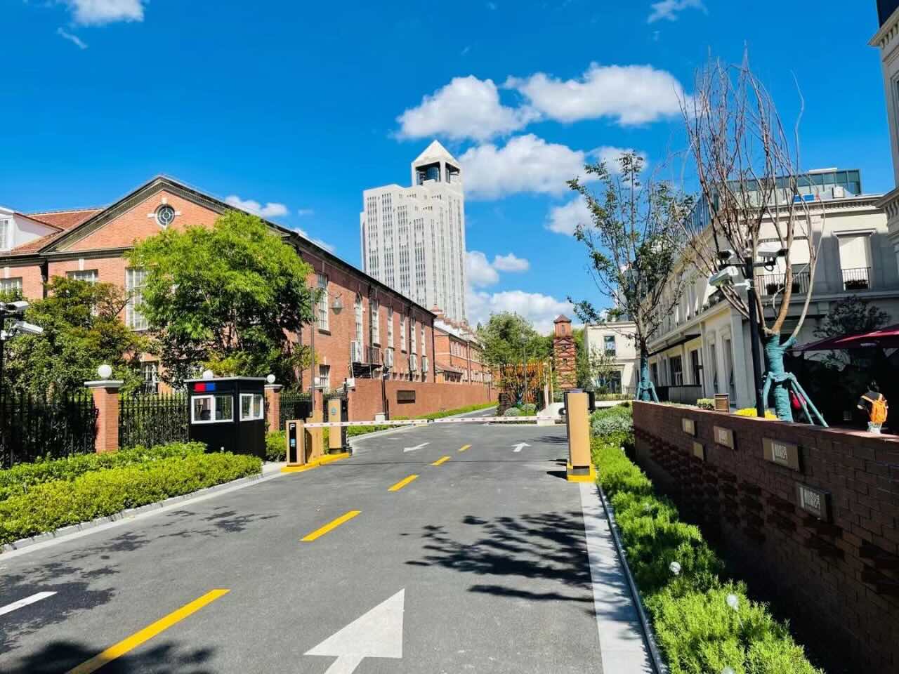 锦和越界衡山路8号