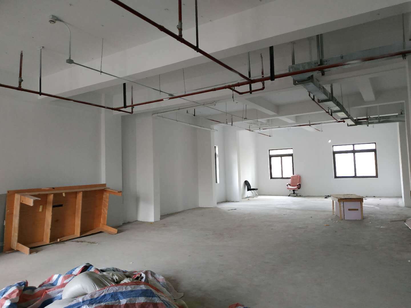 华谊汇谷(新同心路104号)257平米办公室出租_3.50元/m²/天