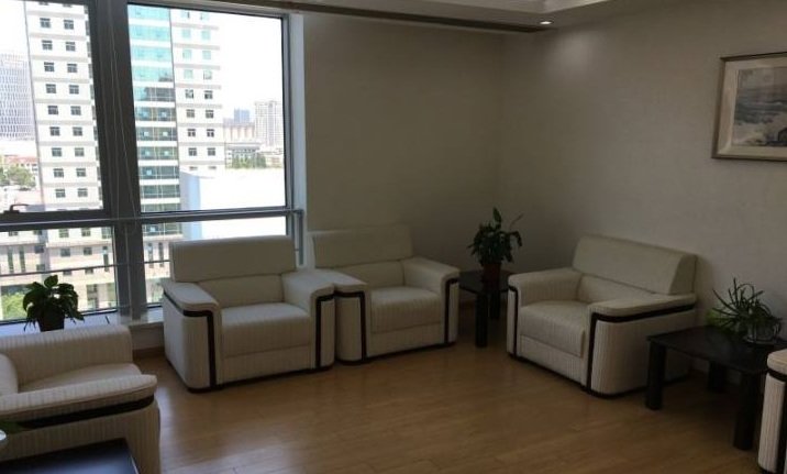航运科研大厦365平米办公室出租_3.60元/m²/天