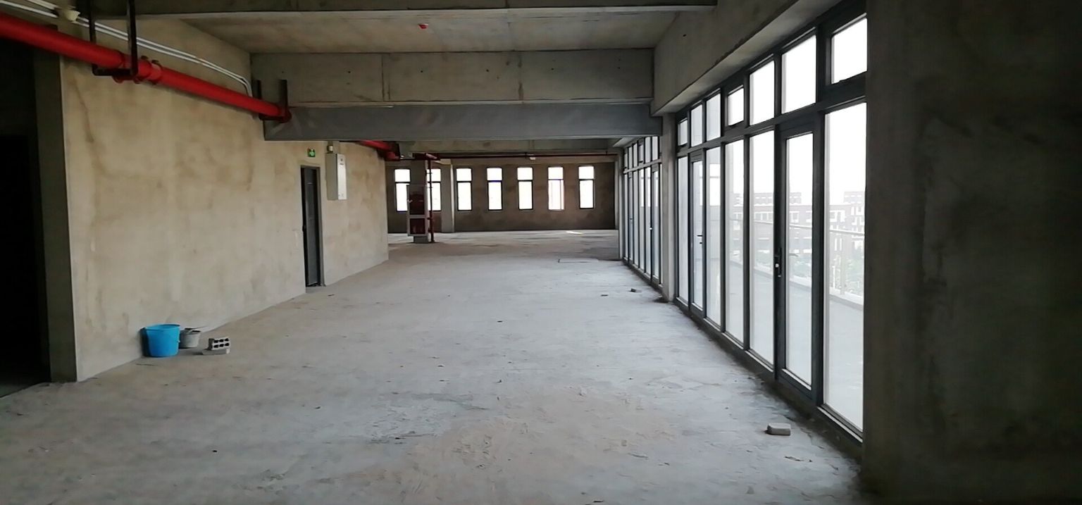 浦东 国际医学园区 560平米 简装修