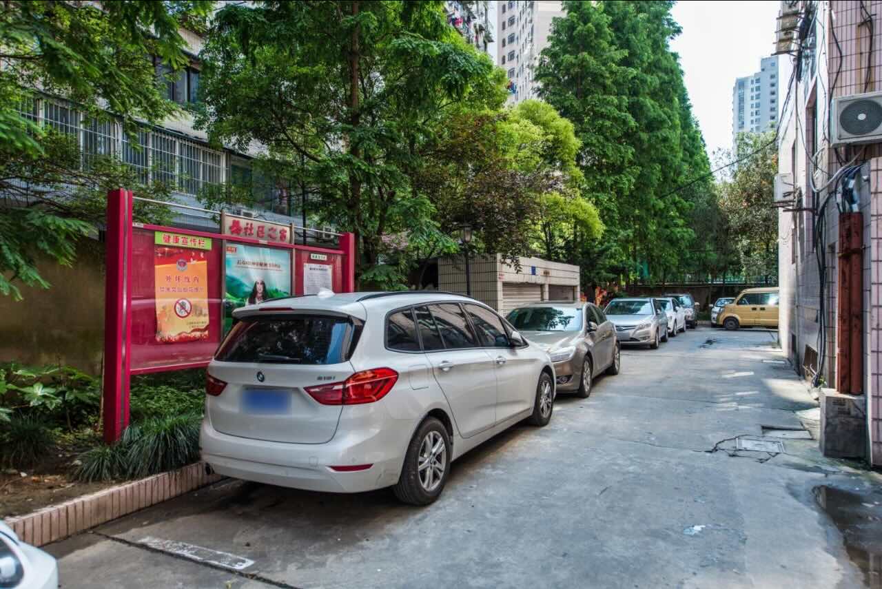 贵人大厦商务楼