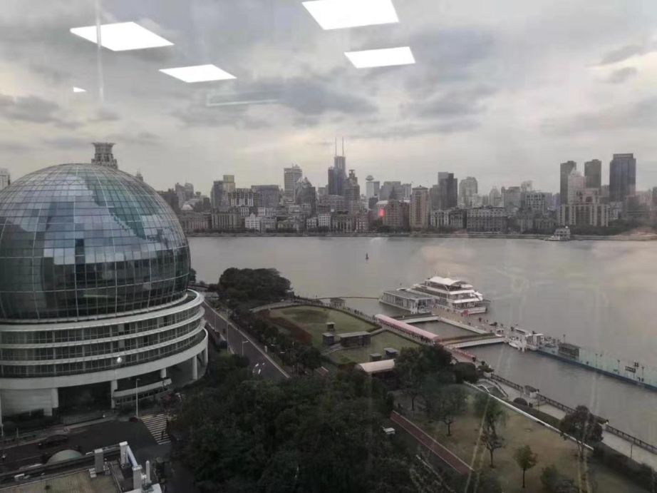 港务大厦335平米办公室出租_4.80元/m²/天