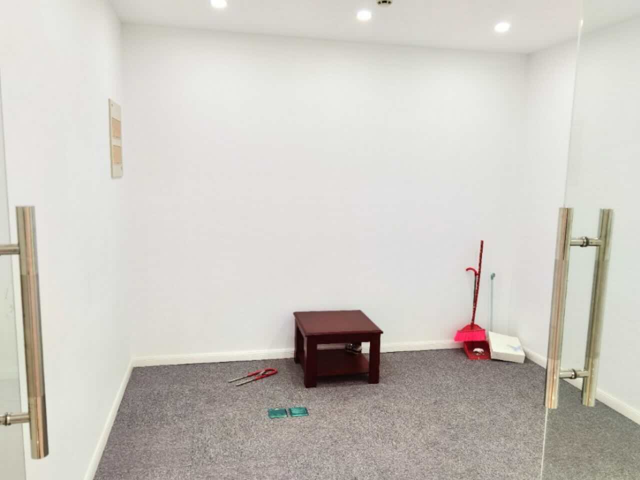 堡尼中心新静安（闸北） 堡尼中心 278平米 精装修