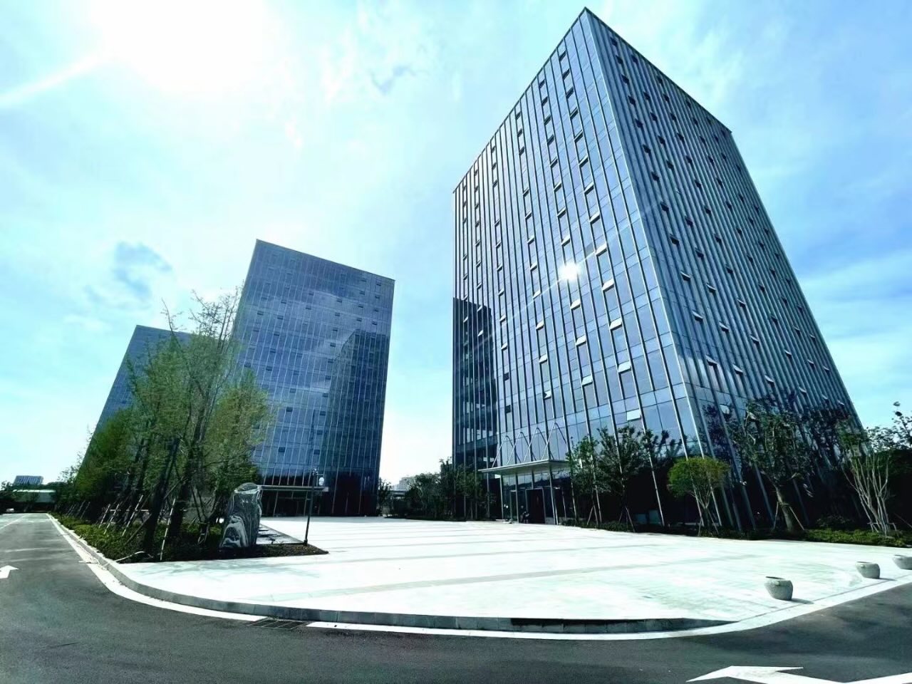 「容大中心」写字楼出租_容大中心办公室出租价格_容大中心办公楼租金