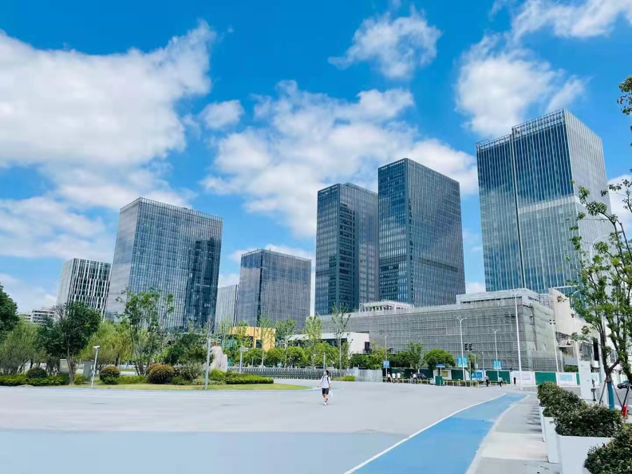 「前滩国际广场」写字楼出租_前滩国际广场办公室出租价格_前滩国际广场办公楼租金