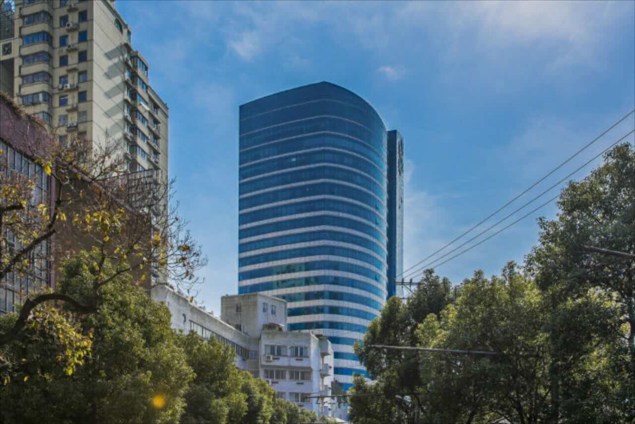 上海绿地商务大厦地址（长宁区愚园路1240号）