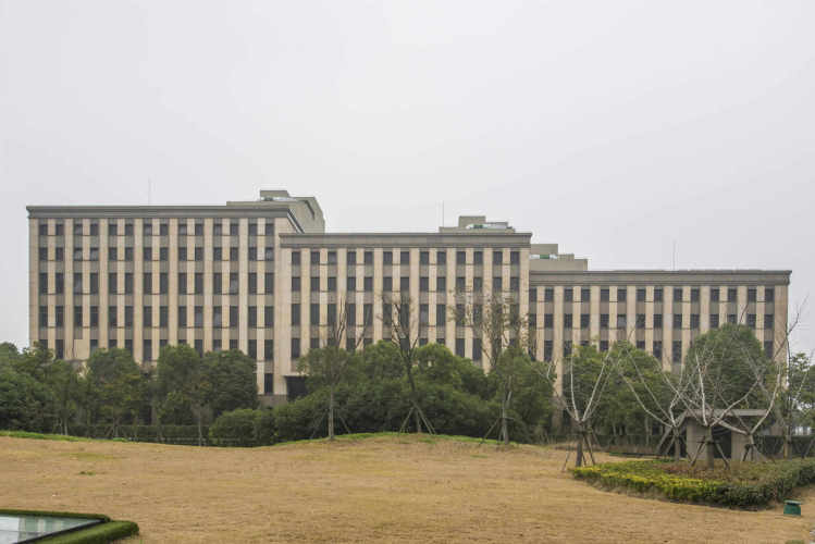 上海扬子江企业国际广场物业费多少钱（15元/平/月）