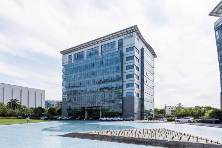 上海虹桥国际科技广场地址（长宁区金钟路999号）
