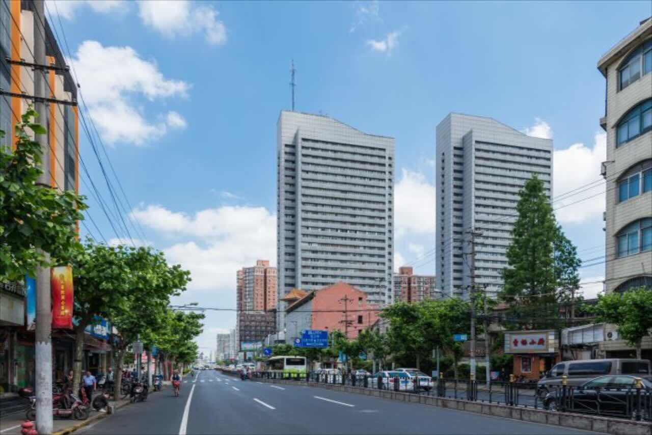上海中友大厦地址（普陀区曹杨路1040弄1号）