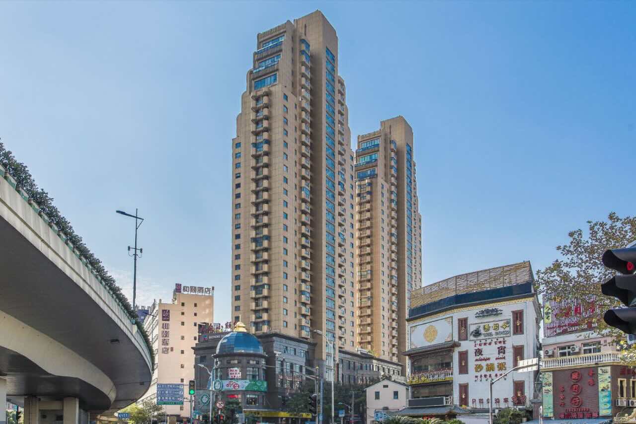 大众金融大厦探秘：在延安西路找到你的商务乐土
