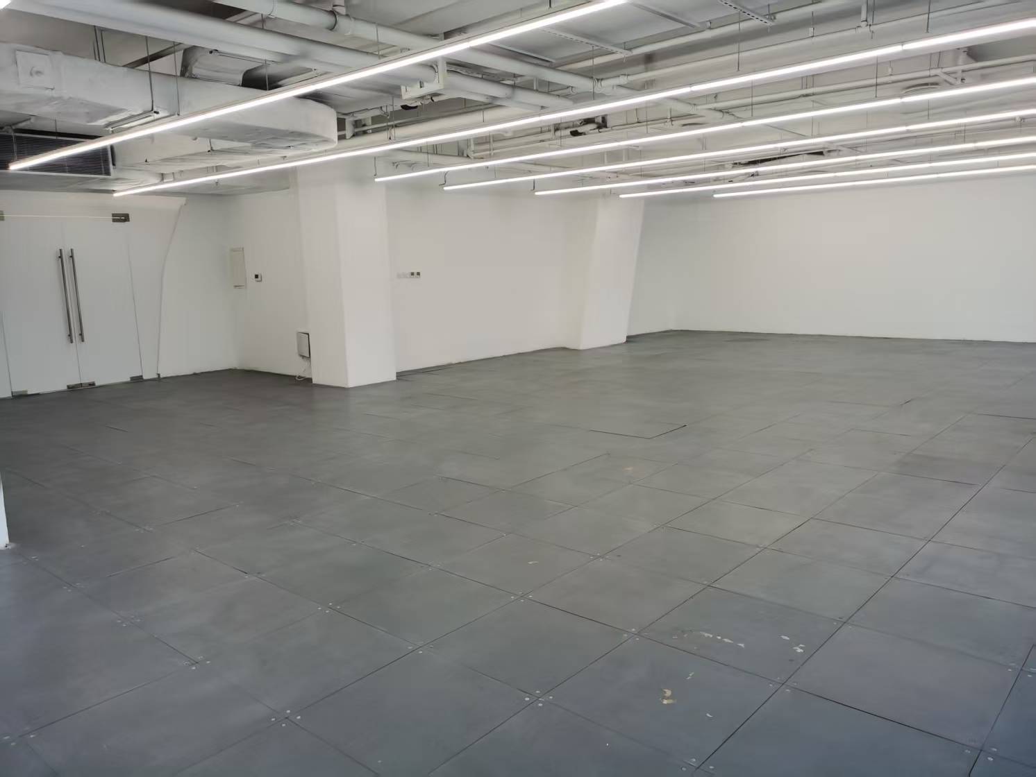 天会商务广场(凌空SOHO)长宁 天会商务广场(凌空SOHO) 480平米 精装修