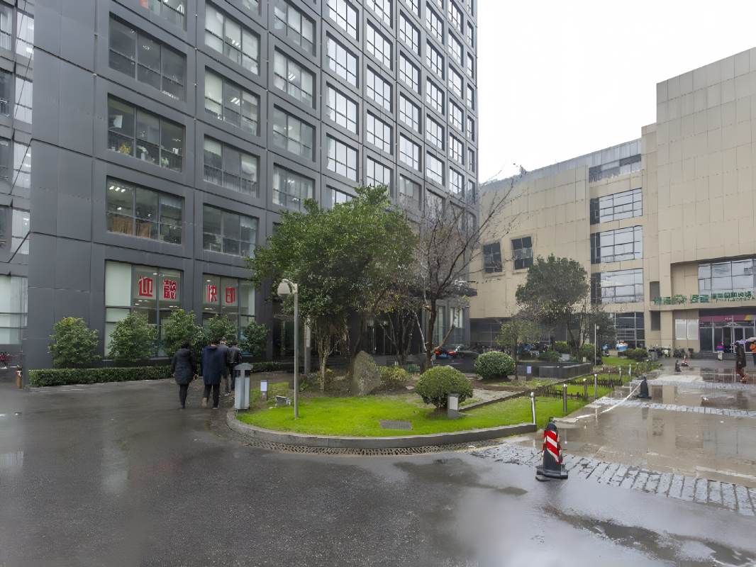 共和国际商务广场