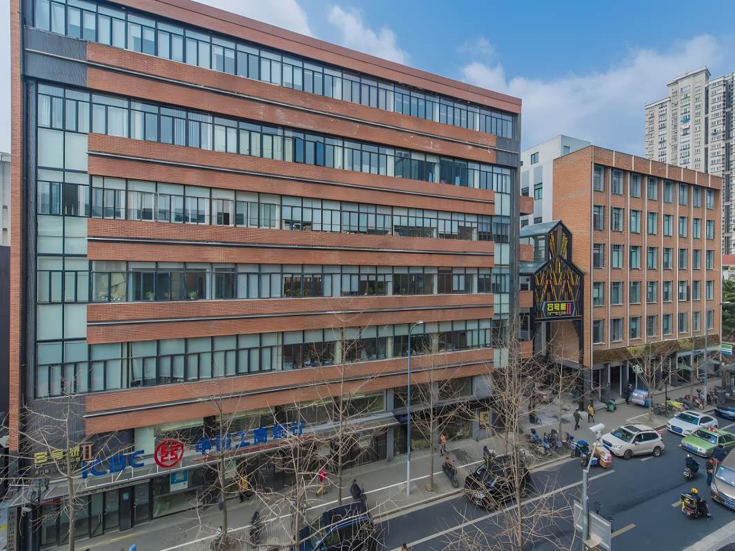 「八号桥二期」写字楼出租_八号桥二期办公室出租价格_八号桥二期办公楼租金