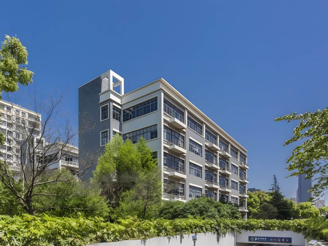 「凤凰园」写字楼出租_凤凰园办公室出租价格_凤凰园办公楼租金